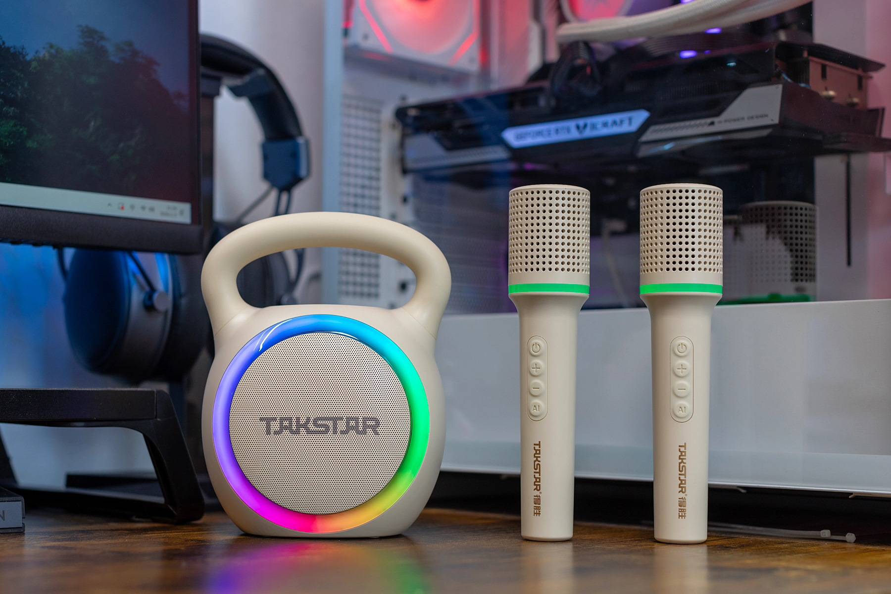 得胜H2小哑铃音箱，让孩子放下手机变身家庭歌唱家