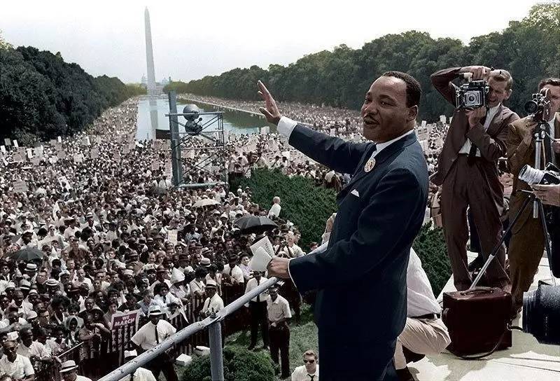 1964年,两个女人约定:如果我先死,请你照顾马丁•路德•金