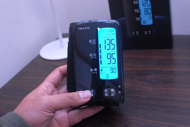 臂筒血压计哪个牌子好一点?町石新款U80S血压计了解一下
