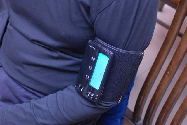 臂筒血压计哪个牌子好一点?町石新款U80S血压计了解一下