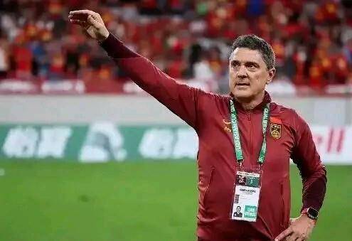 U23国足迎双重利好：用木塔力甫替代杨希，蒯纪闻首发，拿下泰国直接小组出线