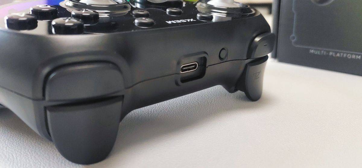 西圣GC1游戏手柄体验，硬件+算法双擎驱动，硬核电竞真旗舰!