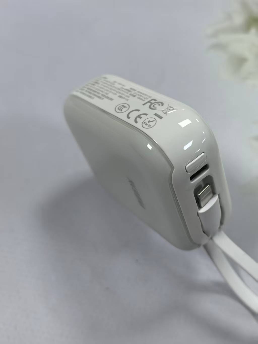 苹果充电宝有3c认证吗？盘点十款2026年苹果认证的充电宝品牌推荐，磁吸稳充电快！