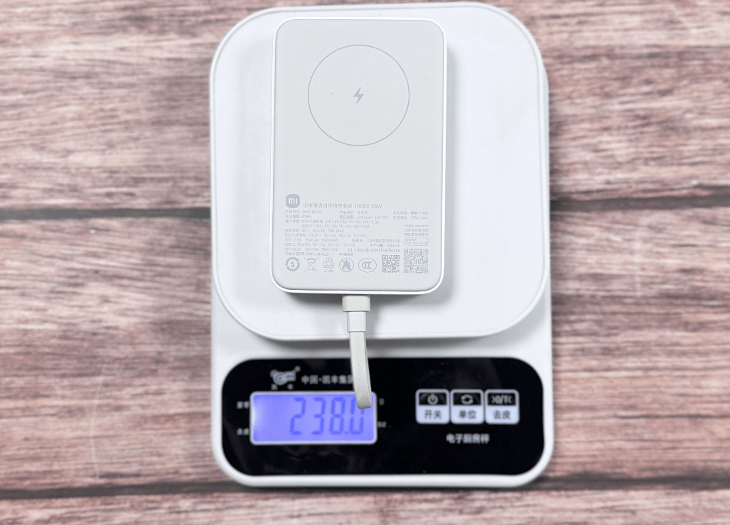 10000毫安充电宝可以用多久？图拉斯、西圣、小米充电宝详细对比