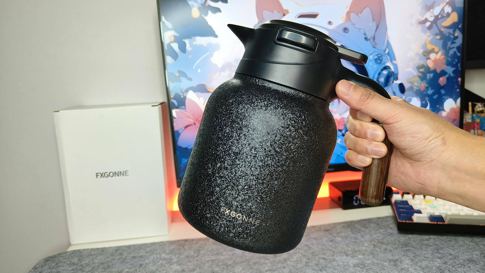 欧盟认证+8层锁温 宫菱保温壶:重新定义饮水安全!