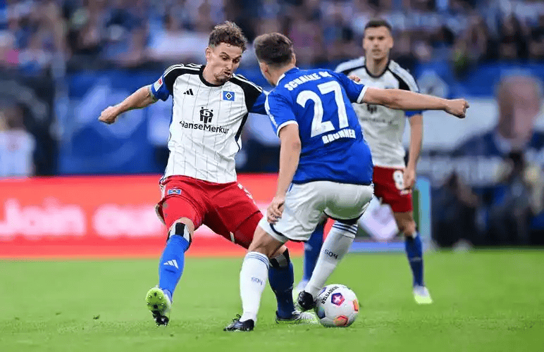 德甲焦点战:圣保利VS汉堡,保级与客场魔咒的较量