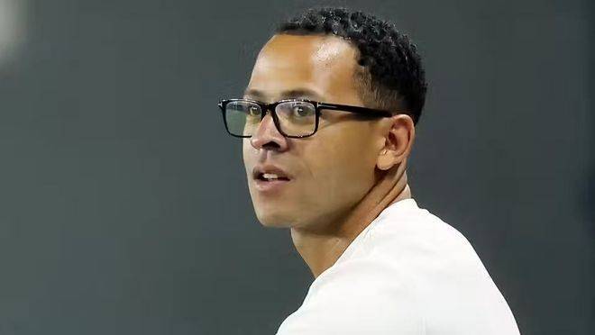 不是梅努！切尔西意外瞄准曼联大将 红魔这次要亏惨？