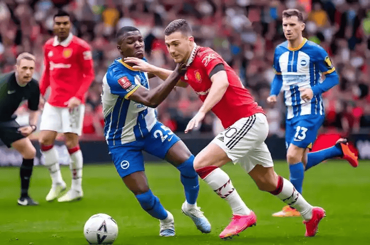 沙职生死局：穆拜赖兹征服背水一战，吉达联合残阵抢分冲亚冠