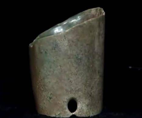 大叔考古发现玉器拿来鉴定，专家：红山玉真品，很有研究价值