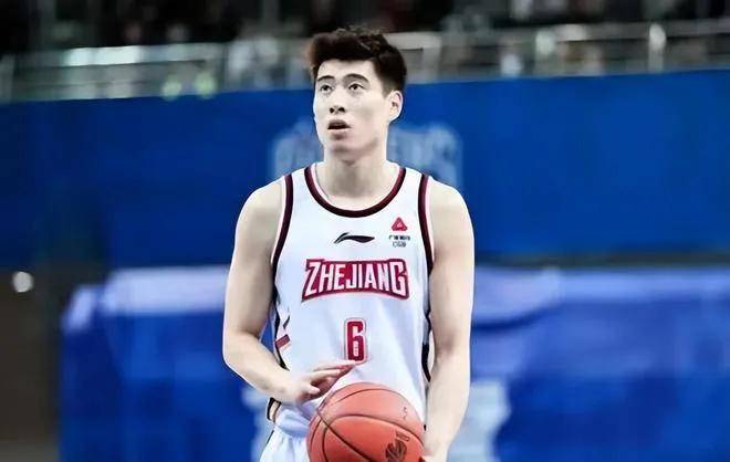 不是吴前！稠州惨败广厦罪人找到，10中0还当国手？杨毅说的实在