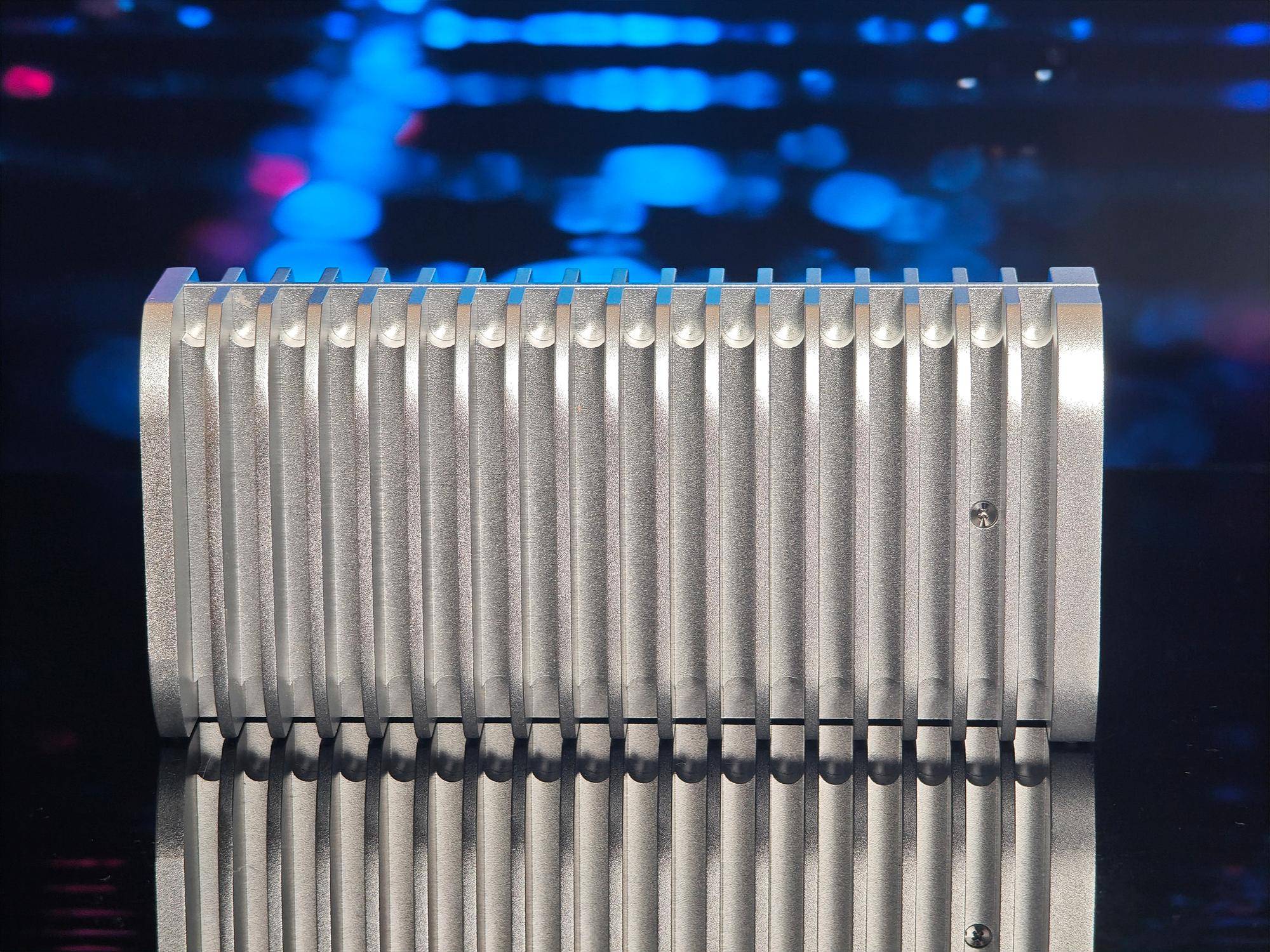 80Gbps疾速狂奔，铁威马D1 SSD Pro雷电5硬盘盒实测分享！