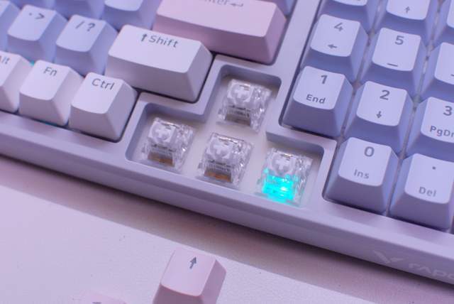 续航怪兽遇上电竞王者：雷柏V700DIY-98长续航版 &amp; VT9 MAX鼠标实测