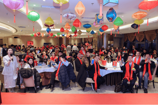 餐酒融合锚定年夜饭场景，数字创新引领酒业新周期 ——第六届中国产业互联