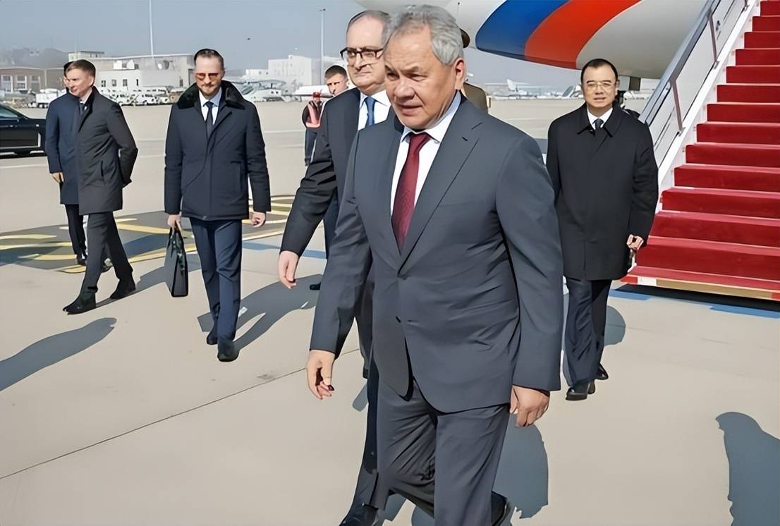 难怪绍伊古紧急访华！美印签署重磅协议，印度承诺不再购买俄油