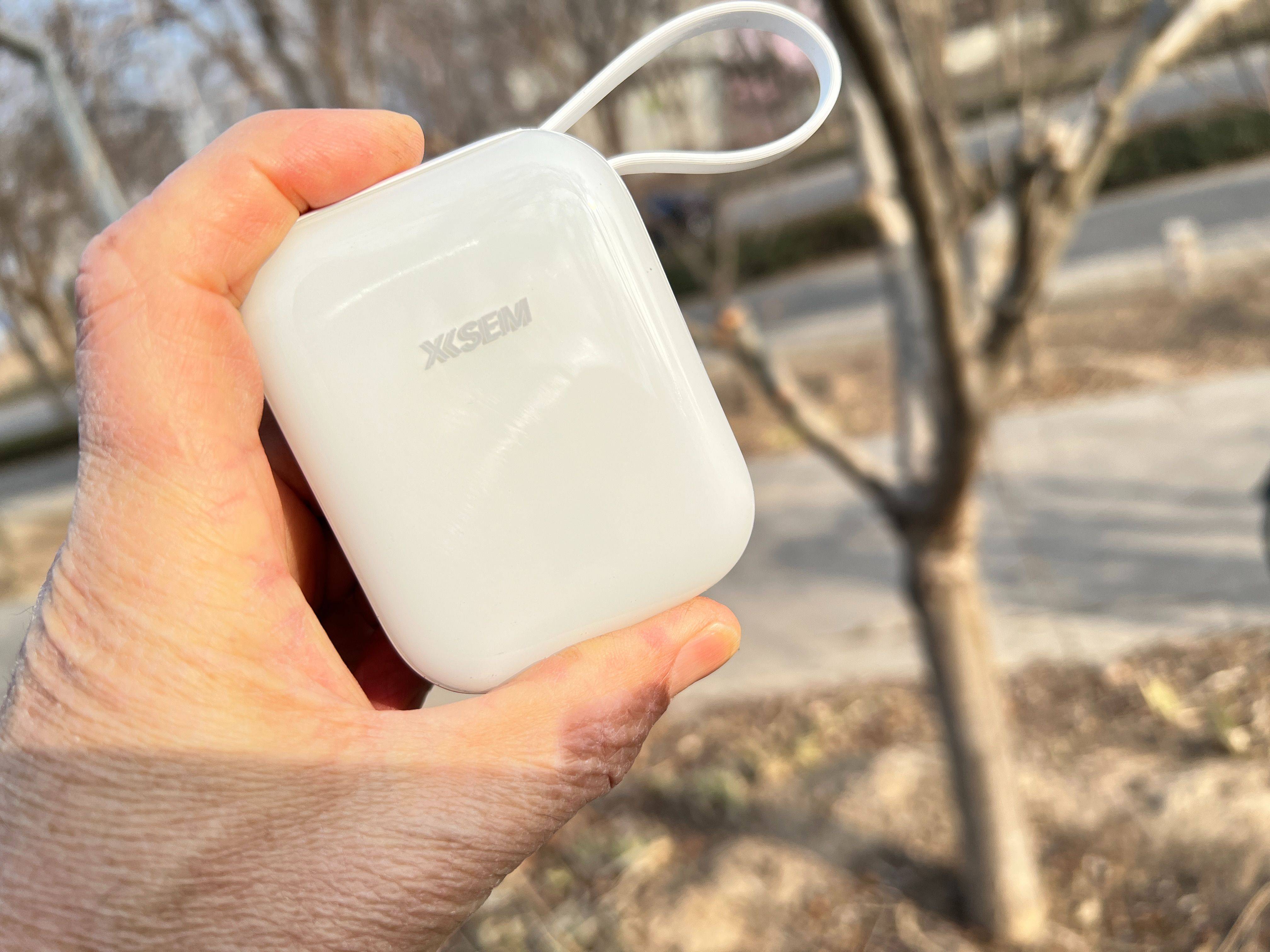 春节回家必备！更薄、更轻、更可靠丨体验西圣PB-S半固态充电宝