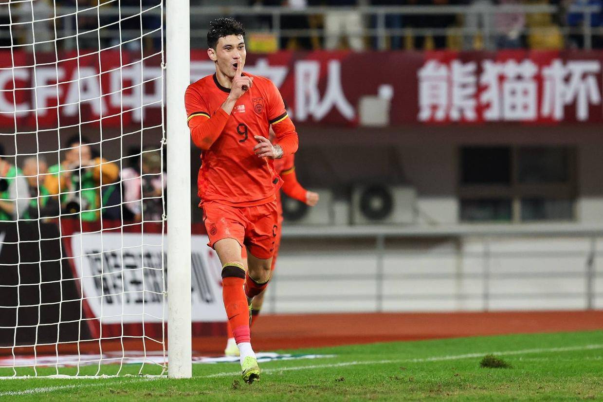 22岁当红国脚拜合拉木，接近加盟成都蓉城，或产生高价转会费