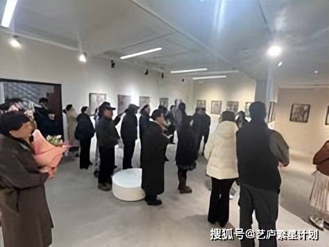 橘色火焰在燃烧：一位亚美尼亚陶艺家的“希望之火”