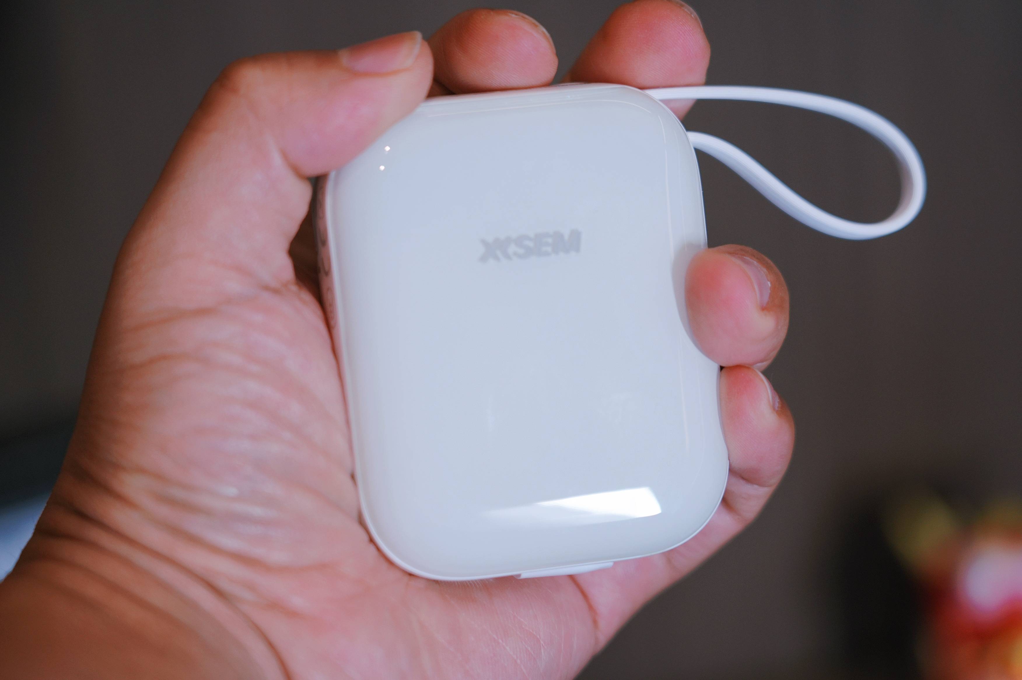 实测西圣PB-S半固态充电宝：打工人通勤封神款，小体积藏着大安心