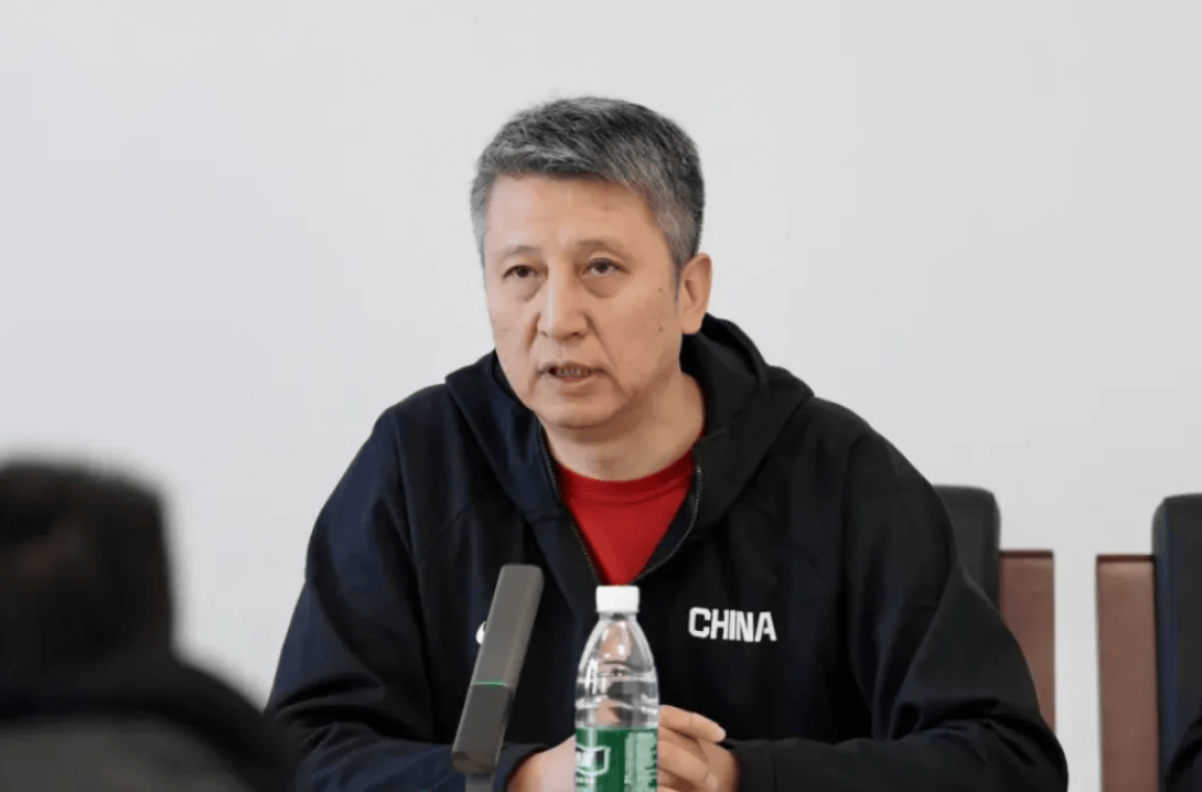 赵睿被禁赛！中国男篮开会，9名球员进行反思！