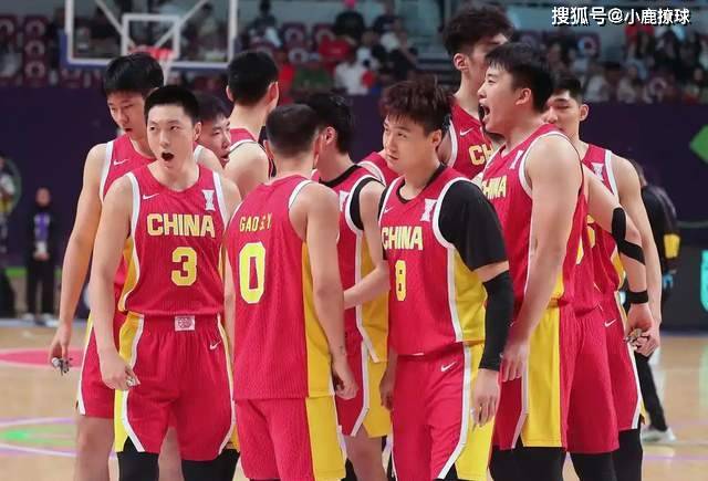 中国男篮再遭打击！曝王牌前锋因伤无缘世预赛，郭士强接连损失两员大将