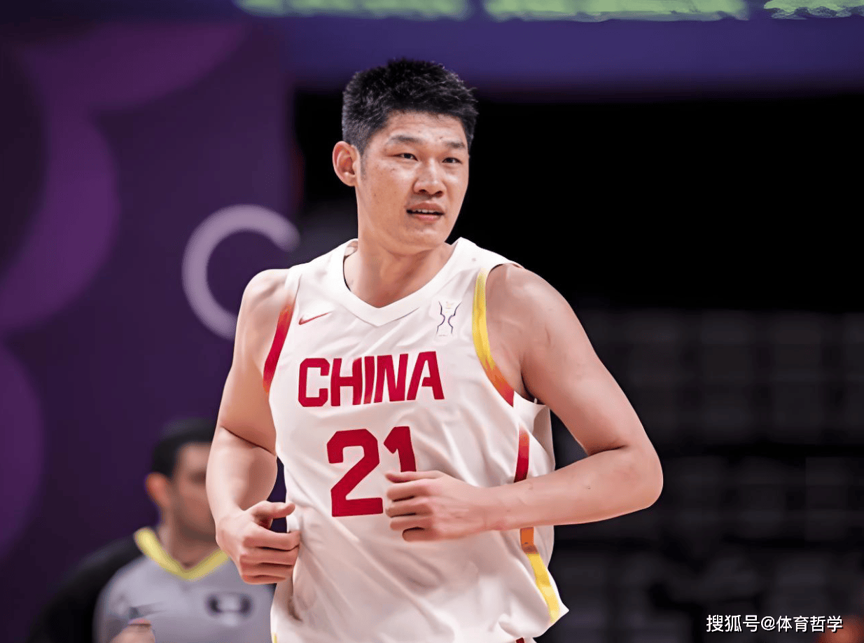 有趣！胡金秋回到广厦队就投入训练，王博：不准训练，回家陪孩子