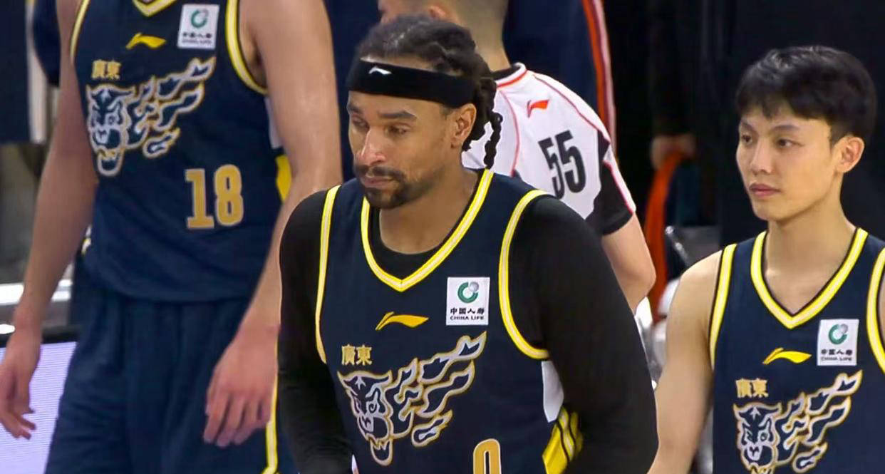 恭喜广东队！NBA级锋线崔永熙伤愈归来，杜锋迎来最强“底牌”！