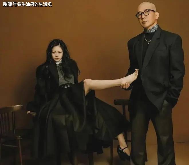 年近50岁的大s发出的自拍照吓死人,网友们都惊呆了