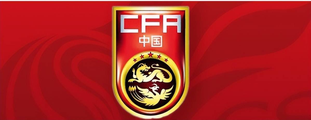 长江后浪推前浪！蒋圣龙国足主力位置堪忧，3大新星有望逆袭上位