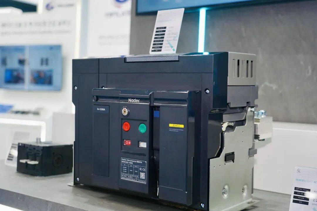 良信亮相韩国首尔电池储能展，以创新产品助推全球能源转型