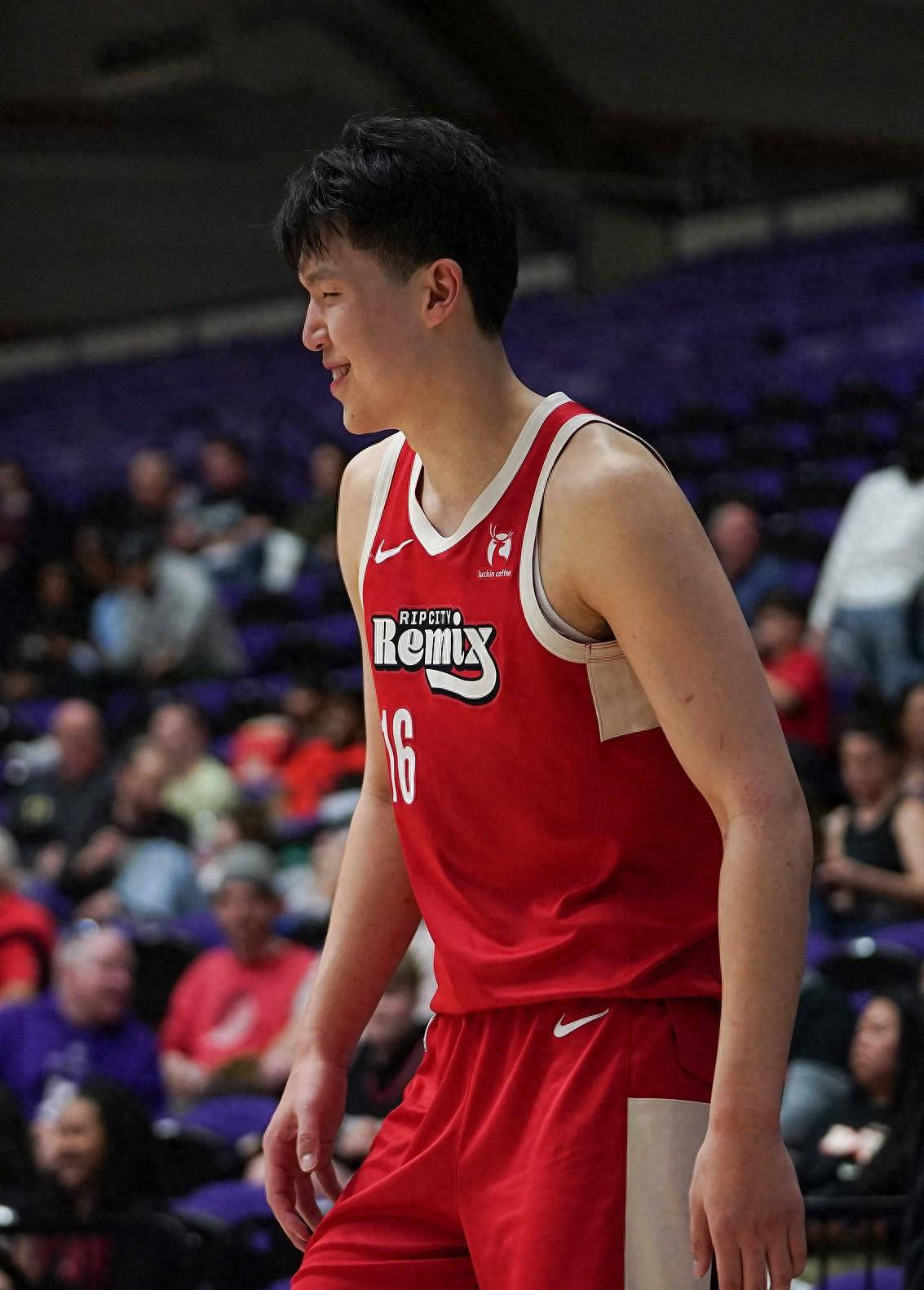 16投14中狂砍31分8篮板，杨瀚森致敬姚明，适应NBA前景光明