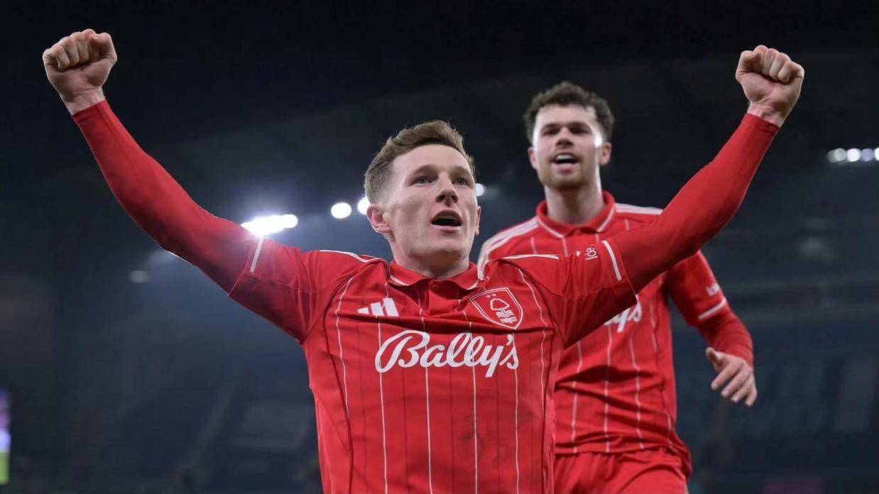 曼联曼城有意“亿元先生”：安德森争夺战，谁将会成为最后赢家？