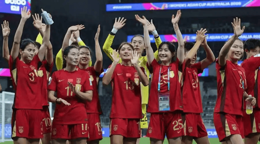 周二002女亚洲杯焦点：中国女足VS澳大利亚 王霜缺阵谁扛旗？东道主难挡铿锵玫瑰