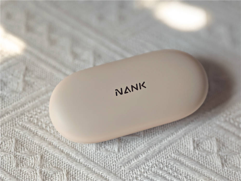 南卡OE Wing：轻若无感+AI助理，打造不一样的开放式耳机