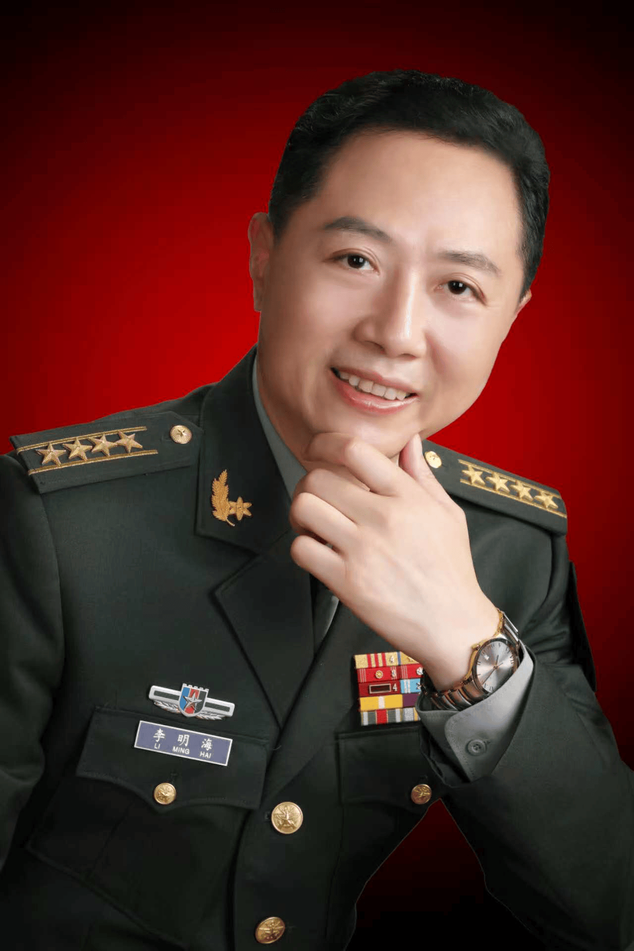 李明海、刘伟：AI军事化颠覆战争范式-头条日报网