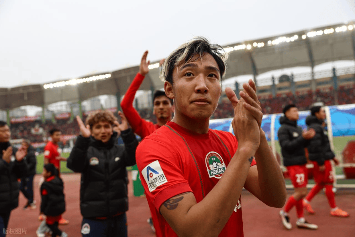 邵佳一笔记曝光！河南队3人进入国足名单，球迷：早该如此！