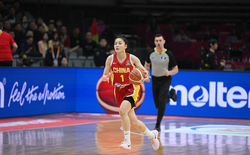 中国女篮六大颜值女神盘点：王思雨第二，李月汝第五，第一名既斩男也斩女！