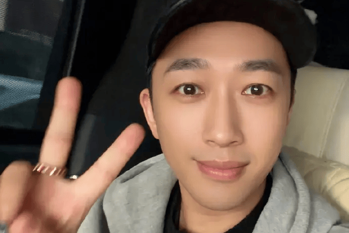 于正谈AI与娱乐业：无需恐慌技术变革，专注专业成长是关键