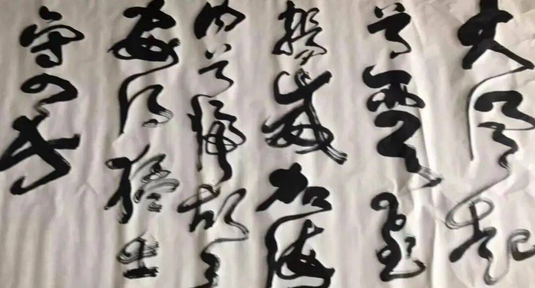 贺天飞“纸上浮雕”书法的艺术革新(图8) 贺天飞“纸上浮雕”书法的艺术革新(图8)