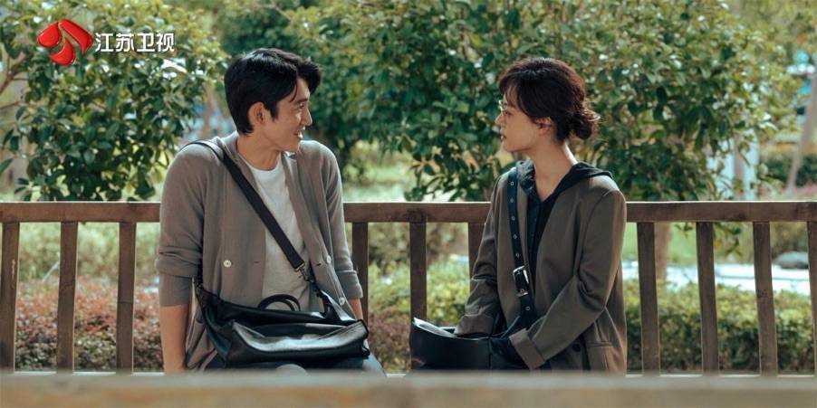 继《不要和陌生人说话》后 薛晓路新剧《危险关系》震撼开播