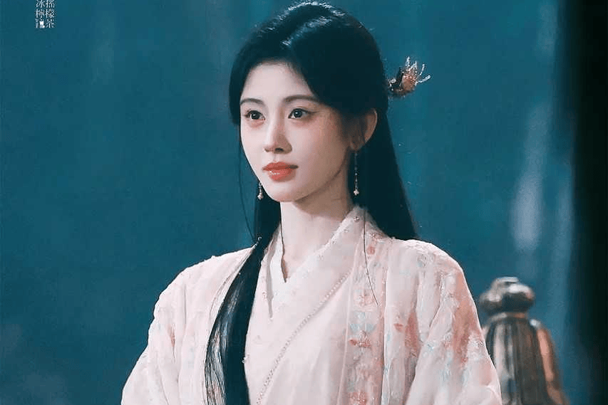 鞠婧祎被曝3张照片赚30万，艺人隐形收入究竟有多惊人？