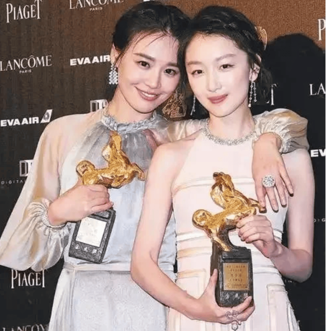 马思纯深情回顾与周冬雨十年友情：庆幸我们依旧并肩