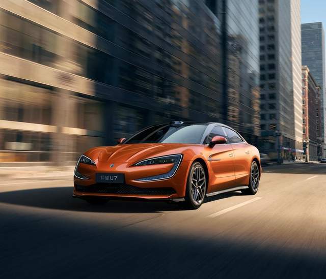 闪充版城市发布品鉴会·济南站圆满举办!闪充技术领衔 鼎级豪华亮相泉城 闪充版城市发布品鉴会·济南站圆满举办!闪充技术领衔 鼎级豪华亮相泉城