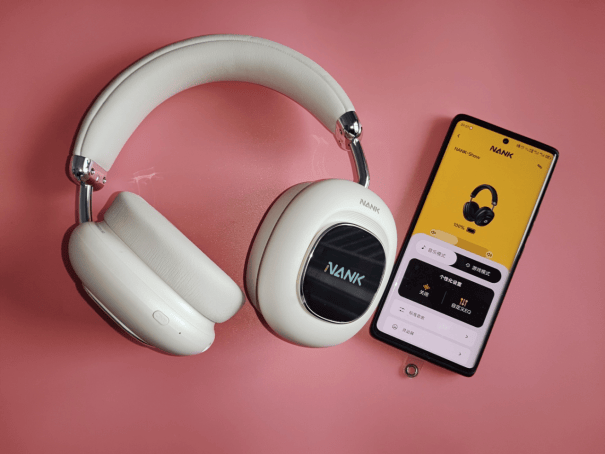 千元头戴新标杆：南卡（NANK）Show灵动屏，舒适与音质的双重革命