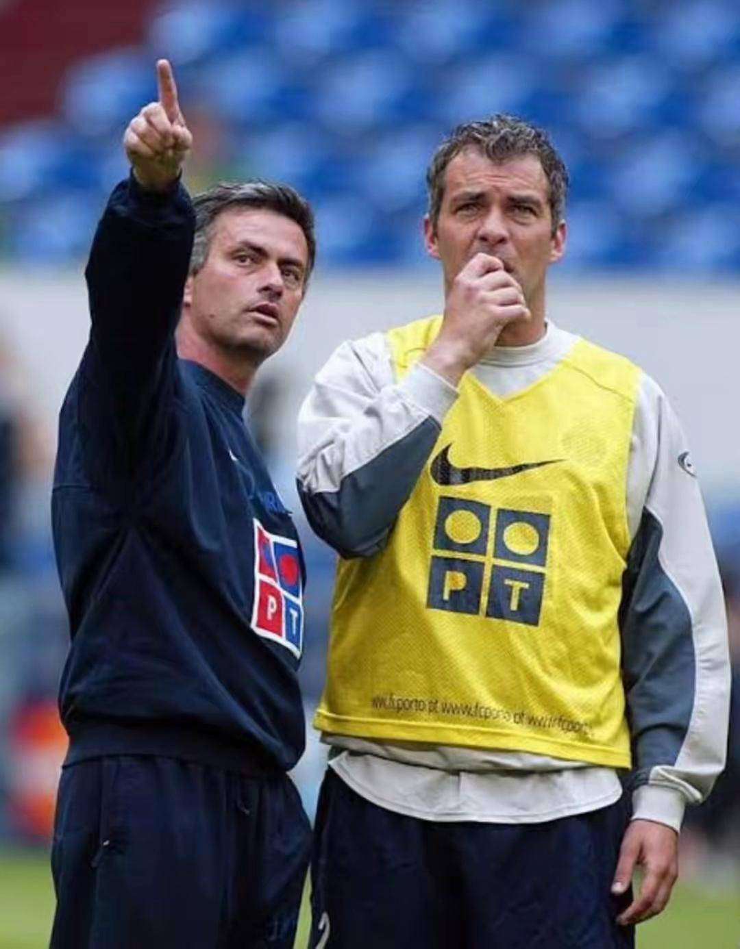 穆帅暴怒痛批球员:本菲卡1-1爆冷,争冠梦碎背后更衣室危机?