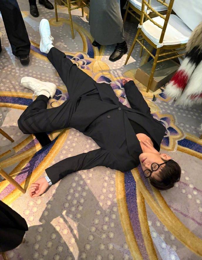 _绯闻密方_敬宫爱子内亲王照片曝光遭热议