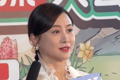 翁虹现身2026春季搜狐视频关注流大会 呼吁年轻人重视提前养生