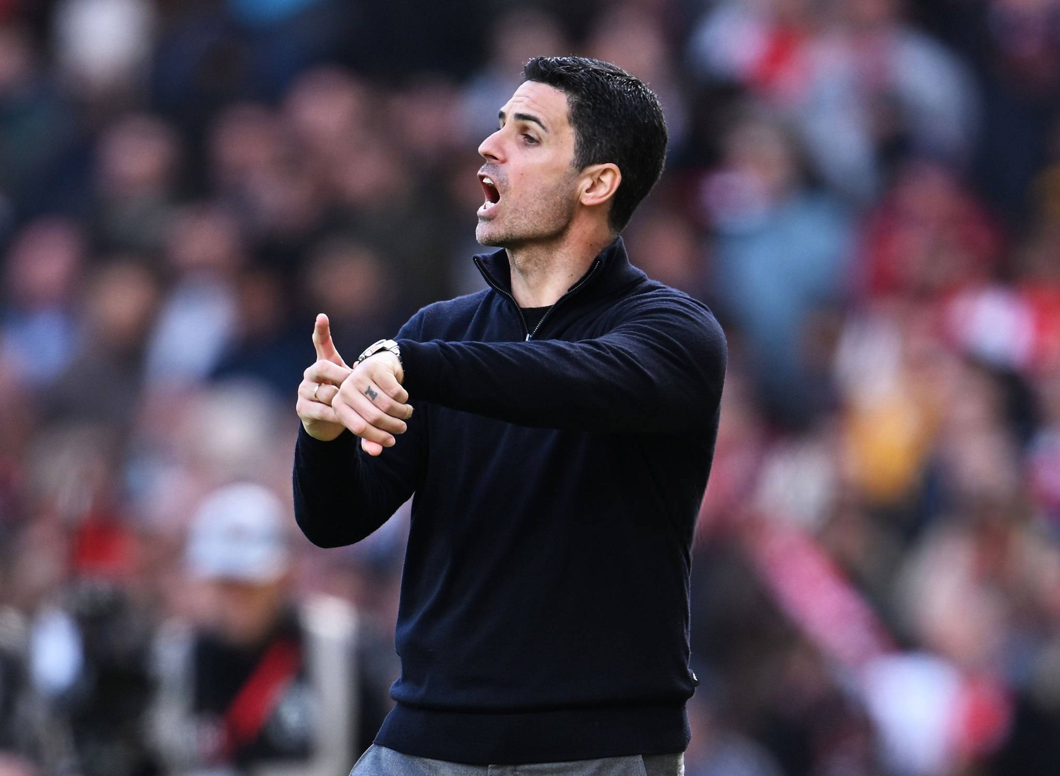 下一站英超？西媒曝法布雷加斯有望执教阿森纳，球迷不满前队长回归 