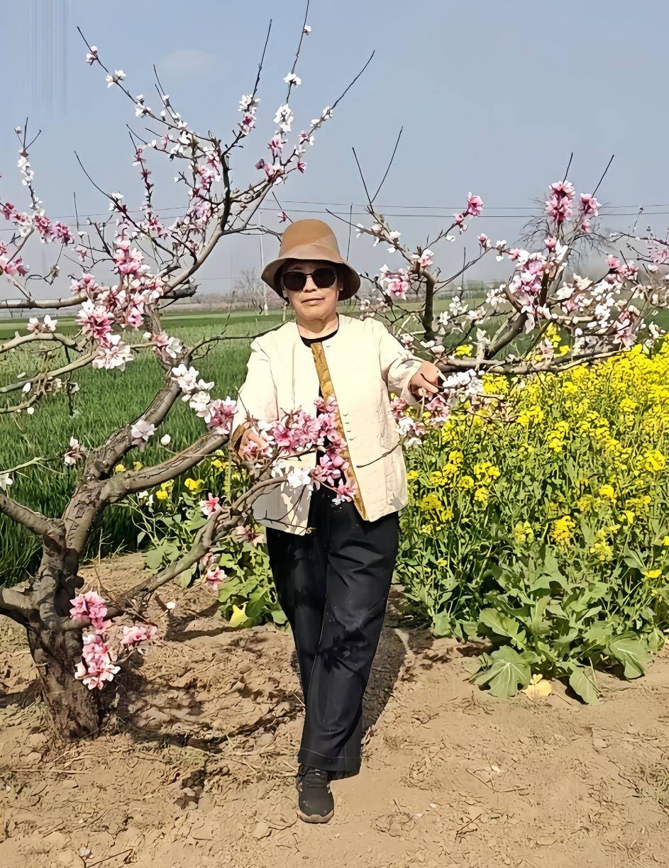 易道承薪·笃行致远——记著名易学家范秀荣老师