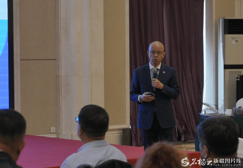 把脉问诊开良方，新疆足球超级联赛办赛特训“实战味”十足