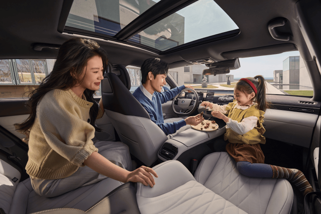 长安蓝鲸超擎引领HEV进入7 万时代！4260.png